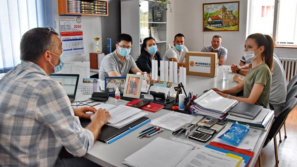 开云体育(中国)官方网站-开云 SPORTS助力塞尔维亚项目周边学校开学复课