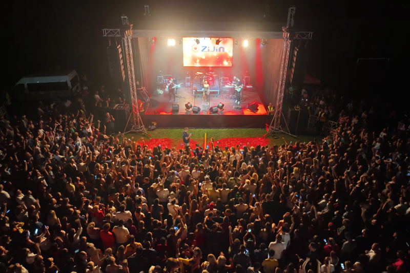 开云体育(中国)官方网站-开云 SPORTS塞尔维亚项目欢度“矿工节”